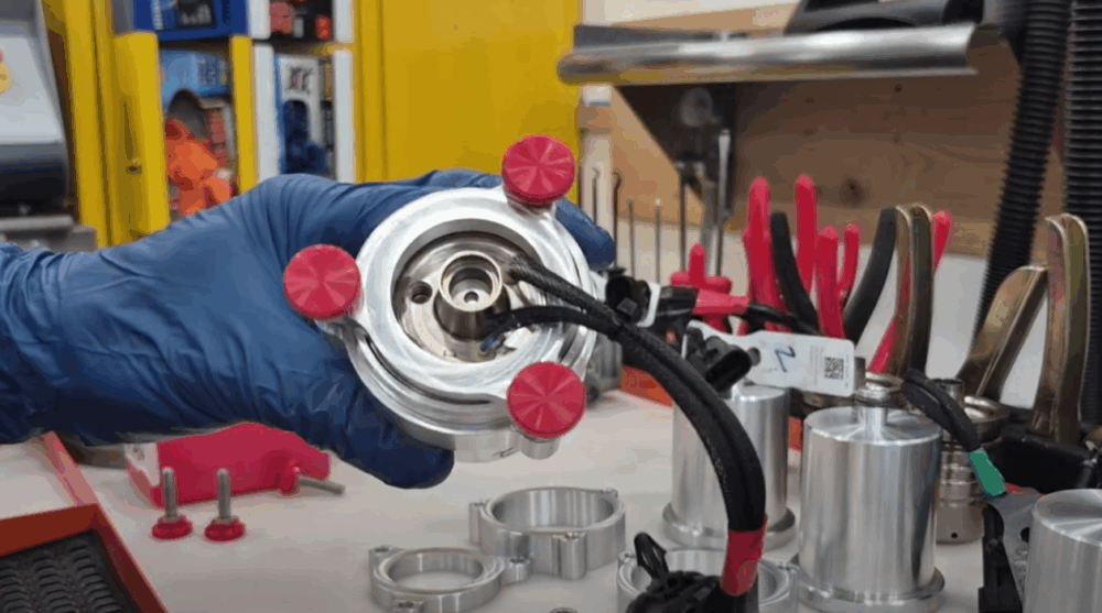 Proprietary E-TEC Injector Service Features | Fountain Head Asset Management