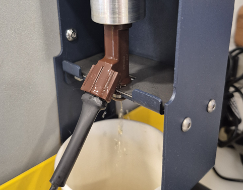 Standard Injector Backflush | Proprietary Fuel Injector Cleaning | Redline Injectors